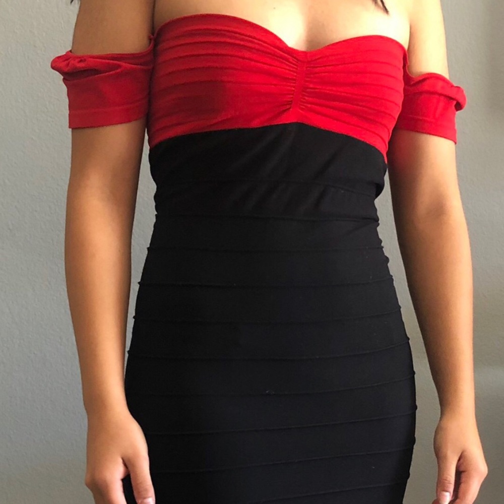 Bebe bondage dress